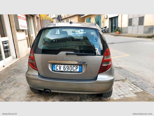 Auto - Mercedes-benz a 200 cdi coupÃ© elegance