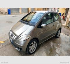 Auto - Mercedes-benz a 200 cdi coupÃ© elegance