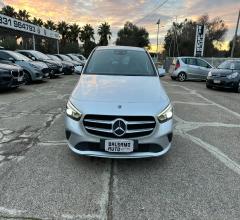 Auto - Mercedes-benz b 200 d automatic sport