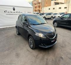 Auto - Lancia ypsilon 1.0 firefly 5p.s&s hybrid silver