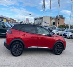 Auto - Peugeot 2008 bluehdi 130 s&s eat8 gt