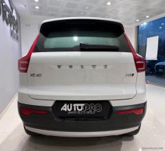 Auto - Volvo xc40 d3 awd geartronic momentum pro