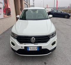 Auto - Volkswagen t-roc 1.6 tdi scr advanced bluemot.tech.