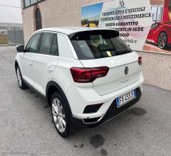 Auto - Volkswagen t-roc 1.6 tdi scr advanced bluemot.tech.