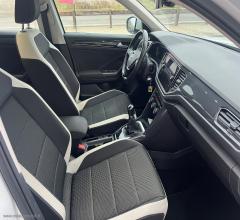 Auto - Volkswagen t-roc 1.6 tdi scr advanced bluemot.tech.