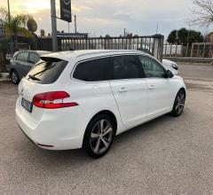 Auto - Peugeot 308 1.6 e-hdi 115 cv s&s sw allure