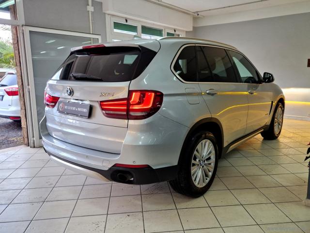 Auto - Bmw x5 xdrive25d luxury