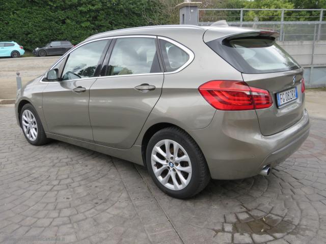 Auto - Bmw 218d active tourer luxury