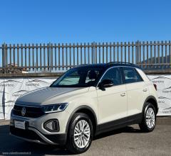 Auto - Volkswagen t-roc 1.0 tsi life