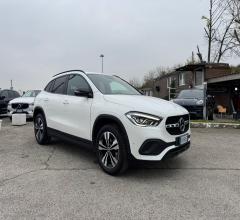 Auto - Mercedes-benz gla 180 d automatic executive