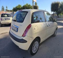 Auto - Lancia ypsilon 1.3 mjt 16v oro