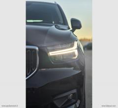 Auto - Volvo xc40 d3 geartronic momentum autocarro