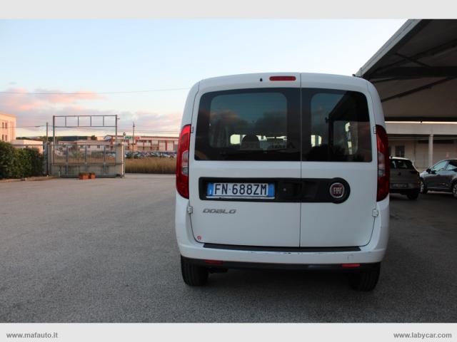 Auto - Fiat doblÃ² 1.6 mjt 95 cv lounge