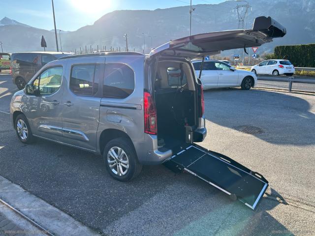 Toyota proace city verso 1.5d 100cv short exec. all.olmedo disabili