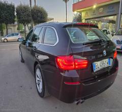 Auto - Bmw 520d touring futura