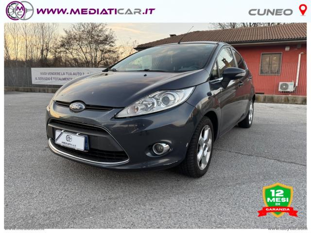 Auto - Ford fiesta 1.4 5p. bz.- gpl titanium