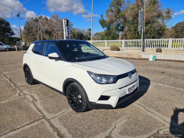 Auto - Ssangyong tivoli 1.6d 2wd go