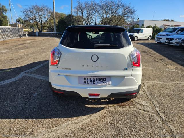 Auto - Ssangyong tivoli 1.6d 2wd go