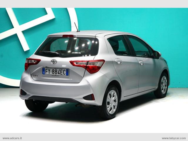 Auto - Toyota yaris 1.0 5p. business