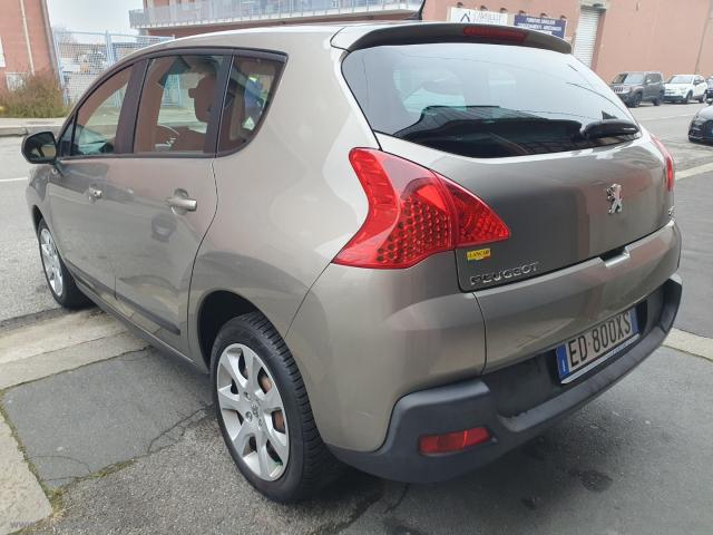 Auto - Peugeot 3008 1.6 vti 120 cv