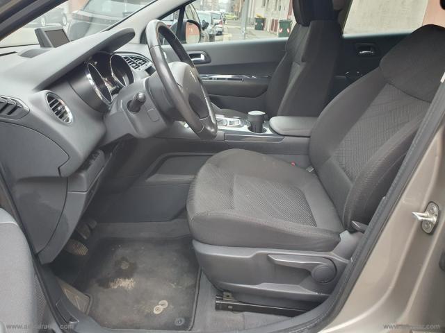 Auto - Peugeot 3008 1.6 vti 120 cv