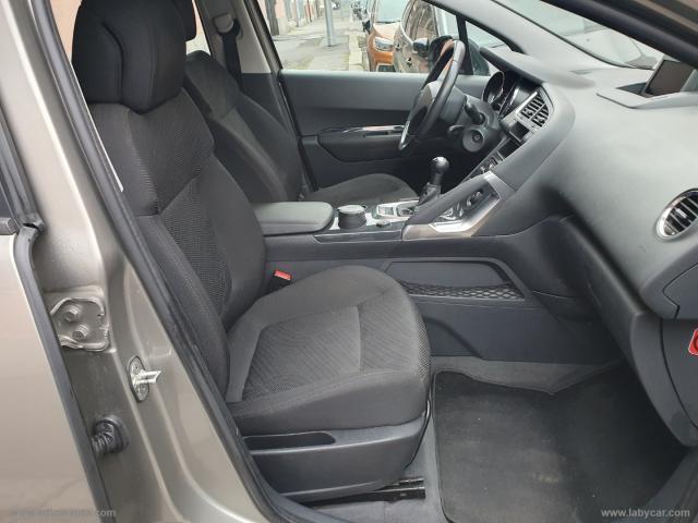 Auto - Peugeot 3008 1.6 vti 120 cv