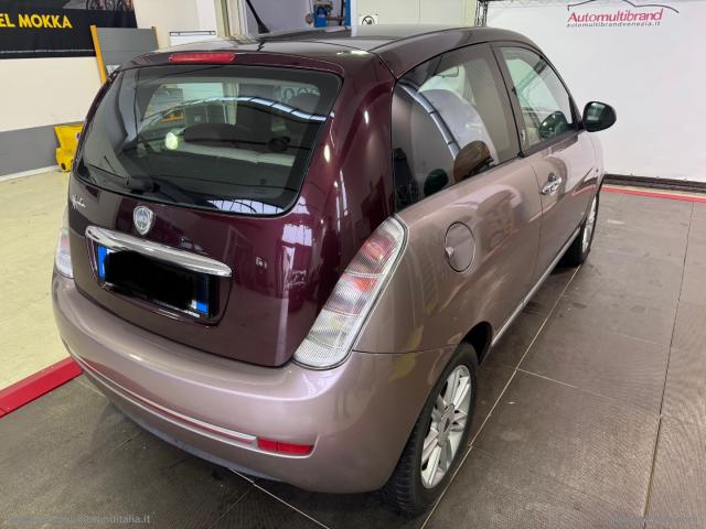 Auto - Lancia ypsilon 1.2 elle