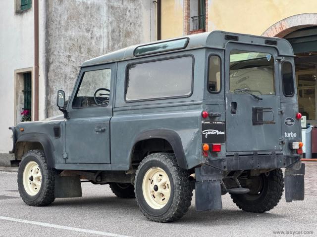 Auto - Land rover 90 td hard-top