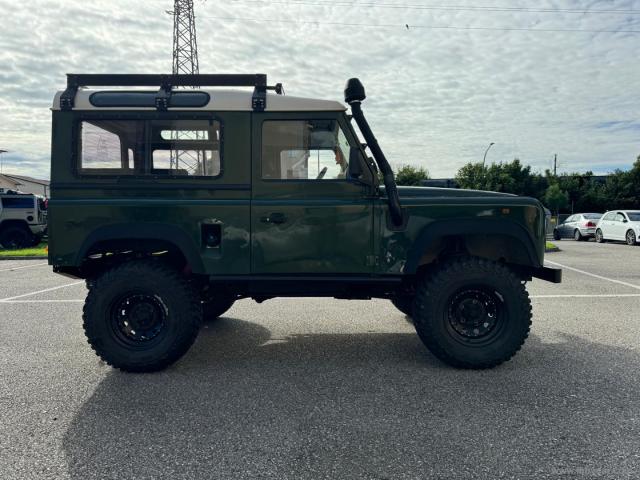 Auto - Land rover defender 90 2.5 tdi hard top