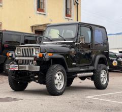 Auto - Jeep wrangler 4.0 hard top limited