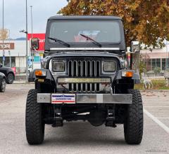 Auto - Jeep wrangler 4.0 hard top limited