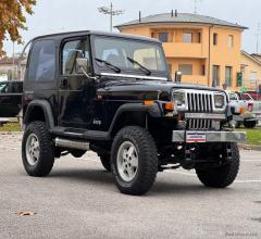 Auto - Jeep wrangler 4.0 hard top limited