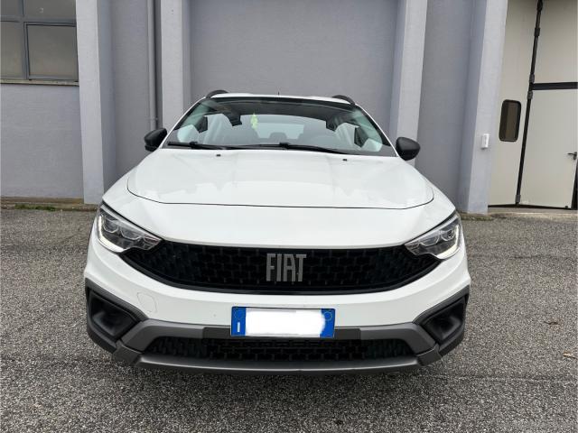 Auto - Fiat tipo 1.3 mjt s&s 5 porte cross neopatentati