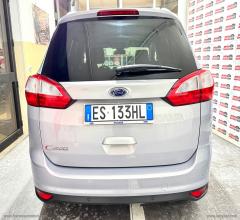 Auto - Ford c-max7 1.6 tdci 115 cv titanium