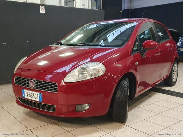 Auto - Fiat grande punto 1.4 gpl 5p.