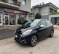 Peugeot 208 puretech 82 5p. allure