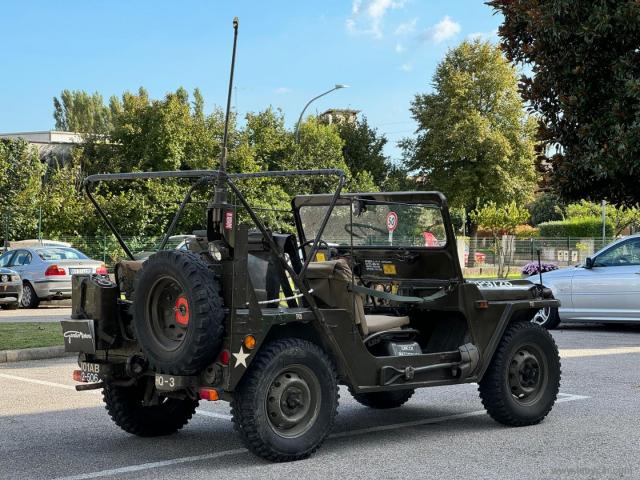 Auto - Ford mutt m 151 a1 perini