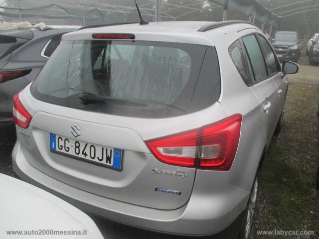 Auto - Suzuki s-cross 1.4 hybrid easy