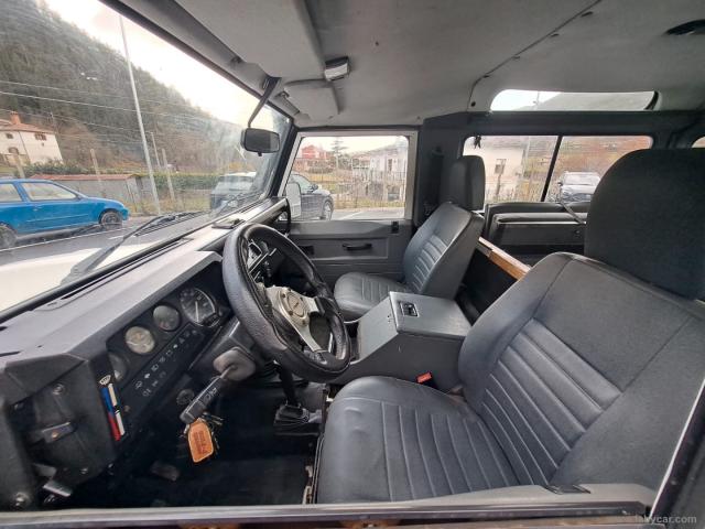 Auto - Land rover defender 90 2.5 tdi station wagon county