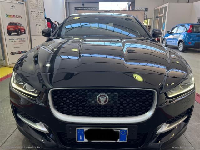 Auto - Jaguar xe 2.0 d turbo 180 cv aut. r-sport