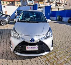 Auto - Toyota yaris 1.5 hybrid 5p. business