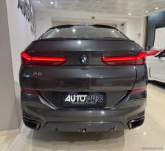 Auto - Bmw x6 m50d