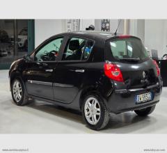 Auto - Renault clio 1.2 5p. le iene