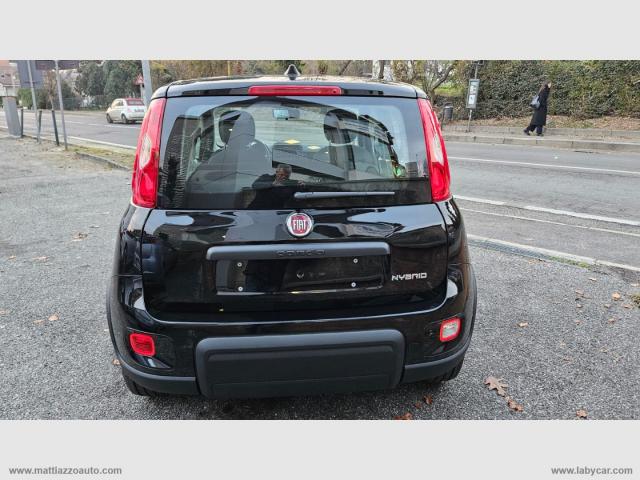 Auto - Fiat panda 1.0 firefly s&s hybrid