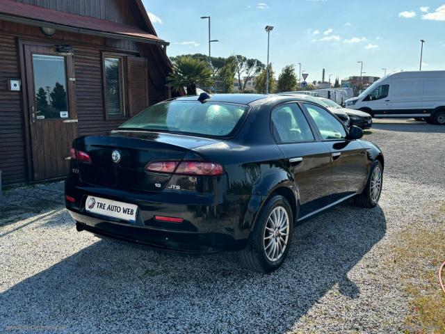 Auto - Alfa romeo 159