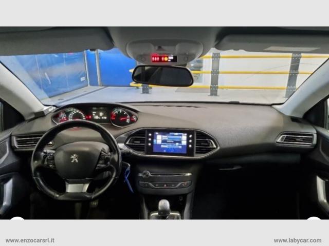 Auto - Peugeot 308 bluehdi 120 s&s sw business