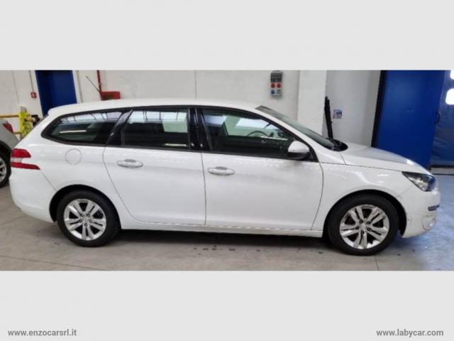 Auto - Peugeot 308 bluehdi 120 s&s sw business