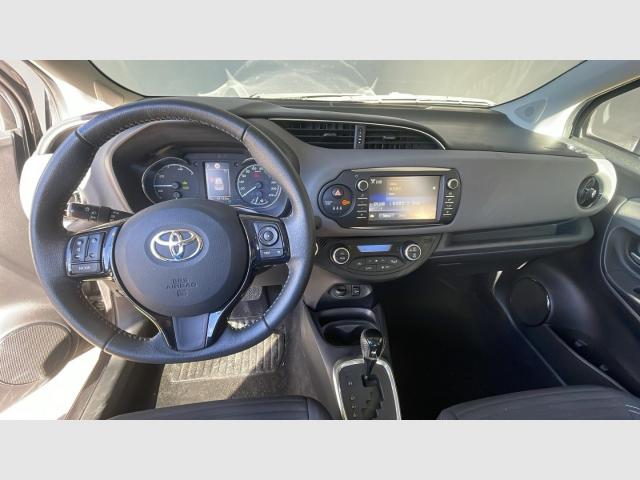 Auto - Toyota yaris 1.5 hybrid 5p. business