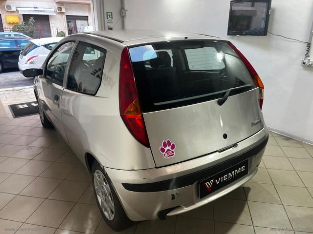 Auto - Fiat punto 1.2 3p. verve