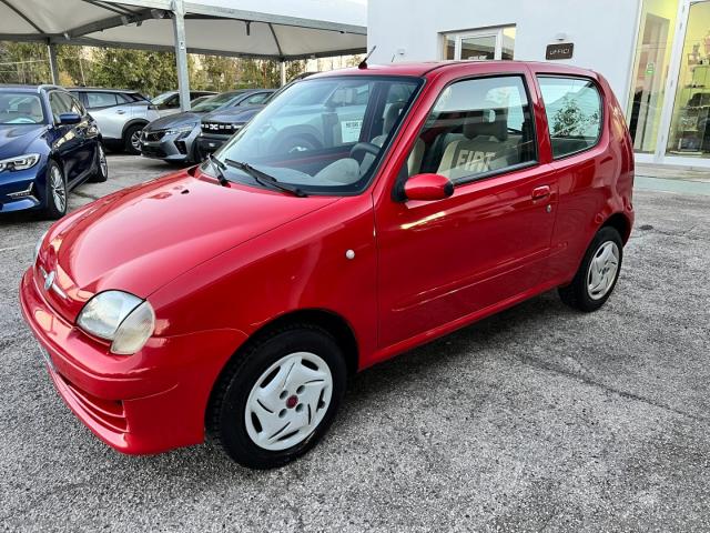 Auto - Fiat 600 1.1 active